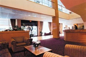 Holiday Inn Hotel & Suites Vancouver Downtown