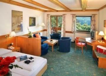 Hotel Sch�ne Aussicht