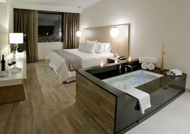 Hotel Radisson Petra Concepcion