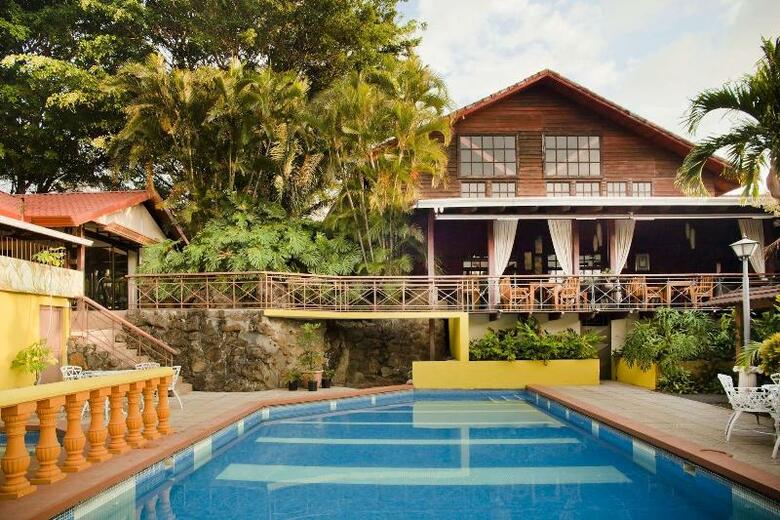 El Rodeo Estancia Boutique Hotel & Steakhouse