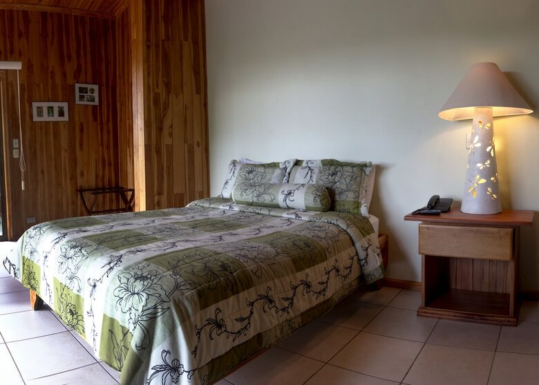 Hotel Ficus Sunset Suites