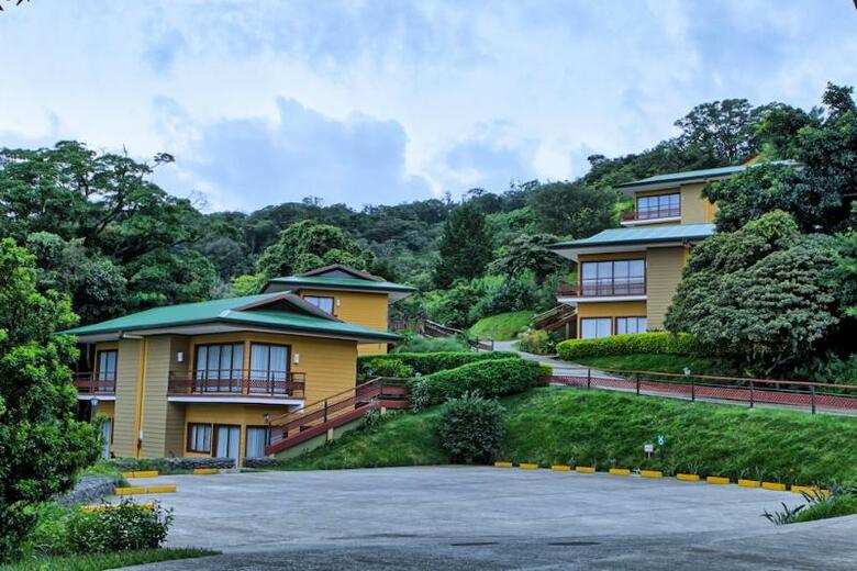 Hotel Ficus Sunset Suites