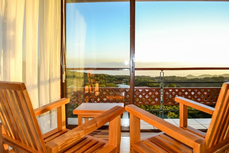 Hotel Ficus Sunset Suites