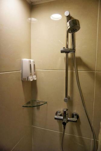 Lander Hotel Prince Edward