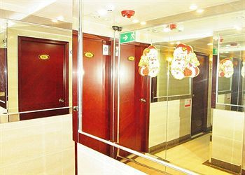 Hostal Garden Guest House