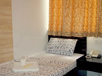 Hostal Ashoka Hostel