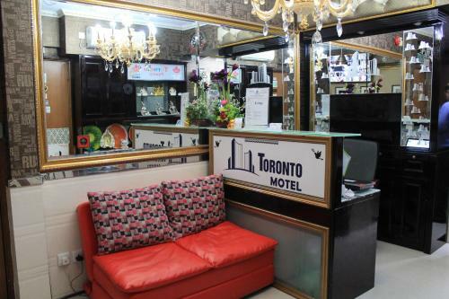 Hostal Toronto Motel