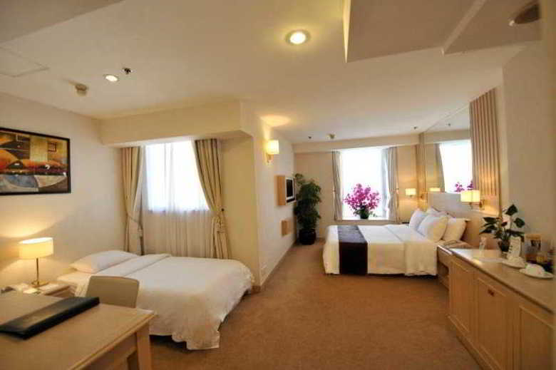 Largos Hotel