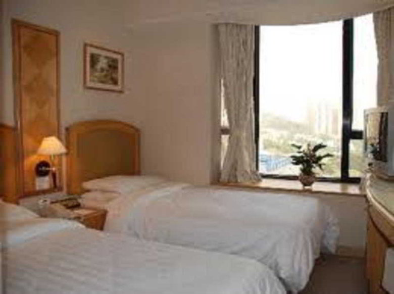 Largos Hotel