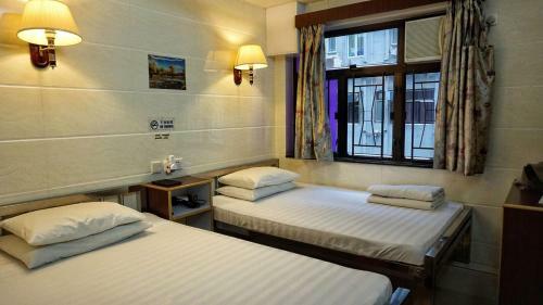 Hostal Maple Leaf Guest House