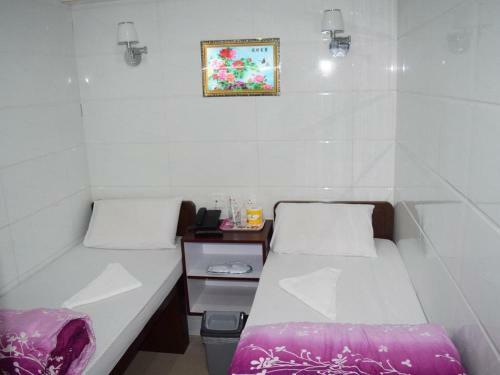 Hostal Pay-less Guesthouse