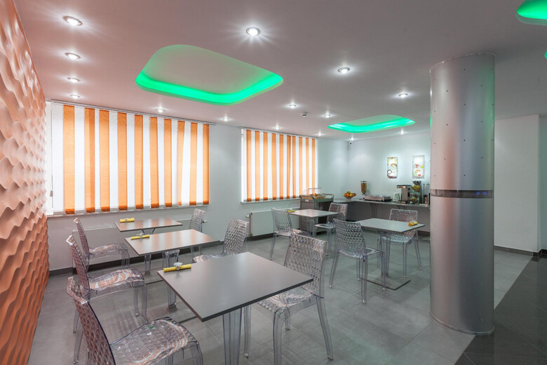 Hotel Phenix