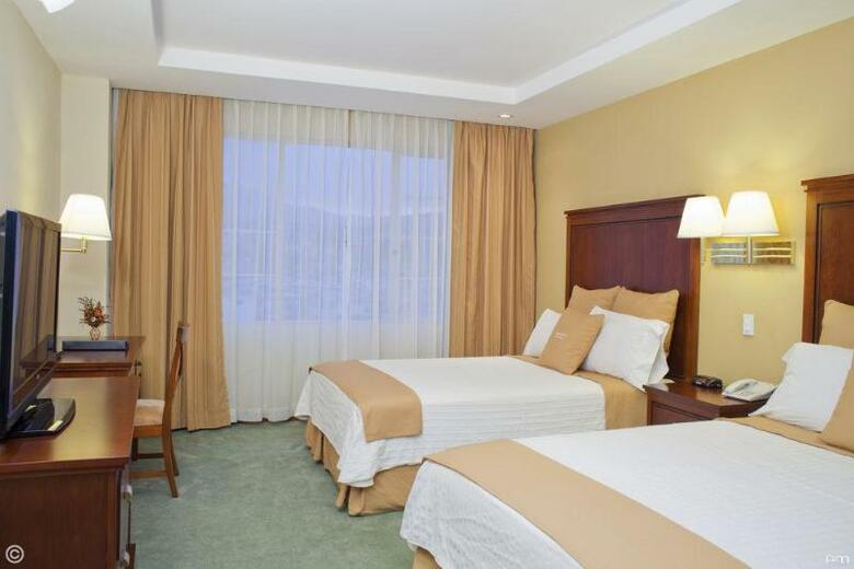 Howard Johnson Hotel Loja