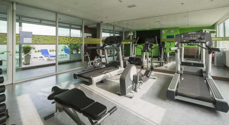 Hotel Hampton By Hilton Yopal
