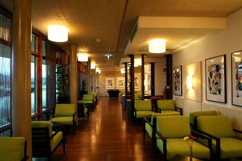Hotel Educare