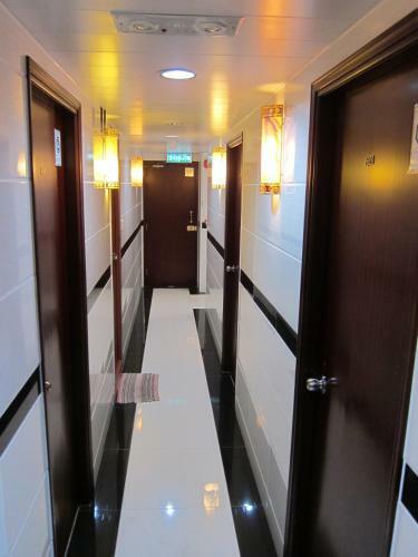 Hostal Singapore Hostel
