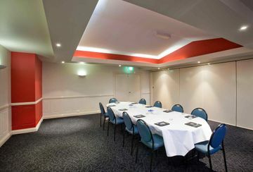 Hotel Ibis Styles Canberra Narrabund