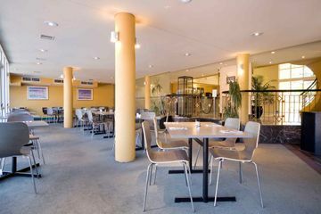 Hotel Ibis Styles Canberra Narrabund