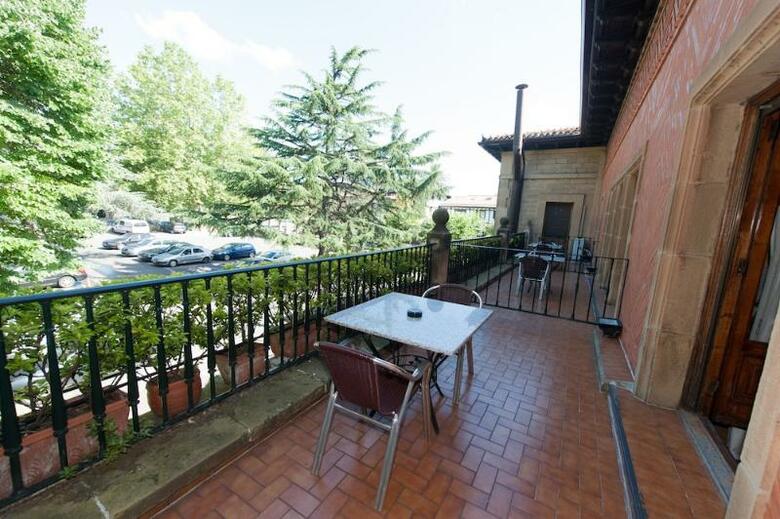 Hotel Artaza