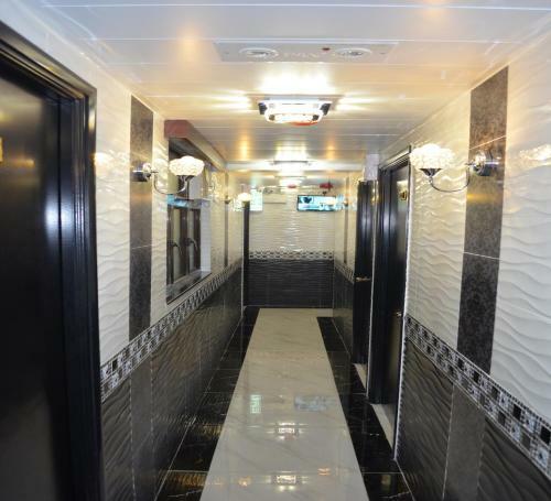Hostal Hotel Skylark