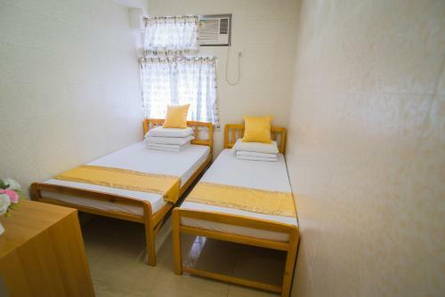 Hostal Kam Fu Guesthouse
