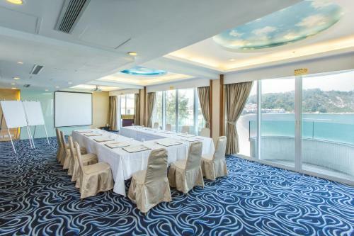 Warwick Hotel Cheung Chau