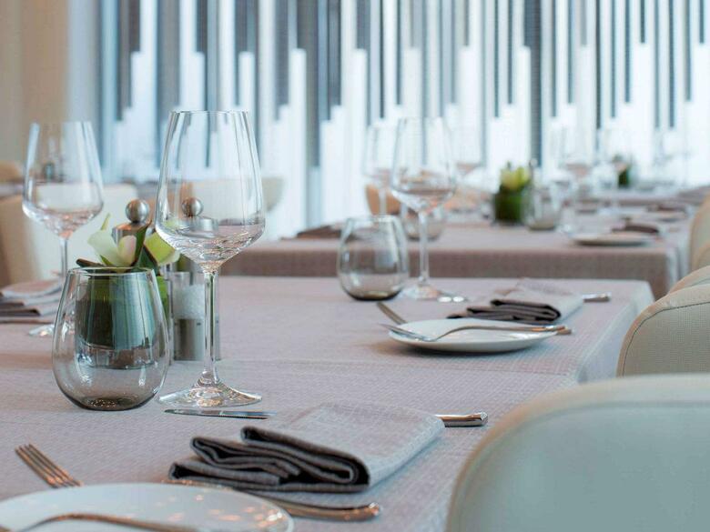Pullman Dubai Jumeirah Lakes Towers - Hotel And Residence