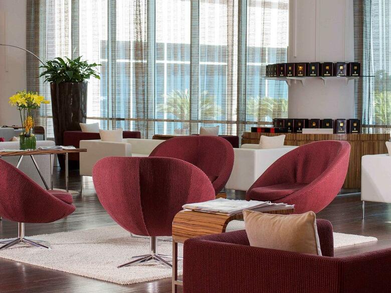 Pullman Dubai Jumeirah Lakes Towers - Hotel And Residence