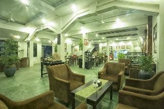 Hotel The Moon Villa & Caf�