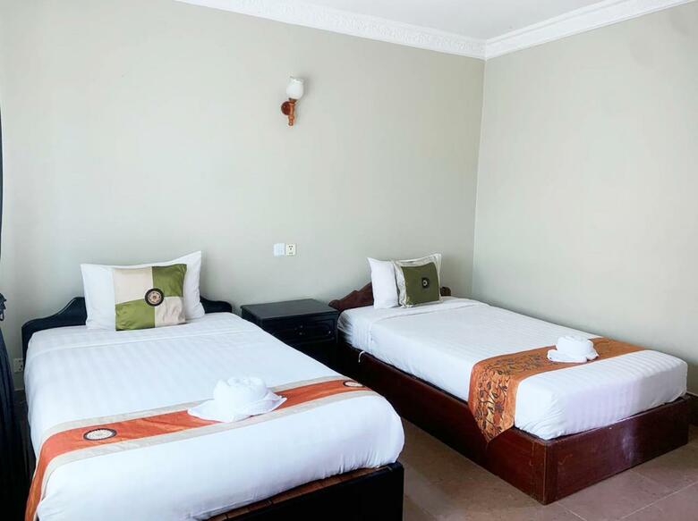 Hostal Tanei Guesthouse