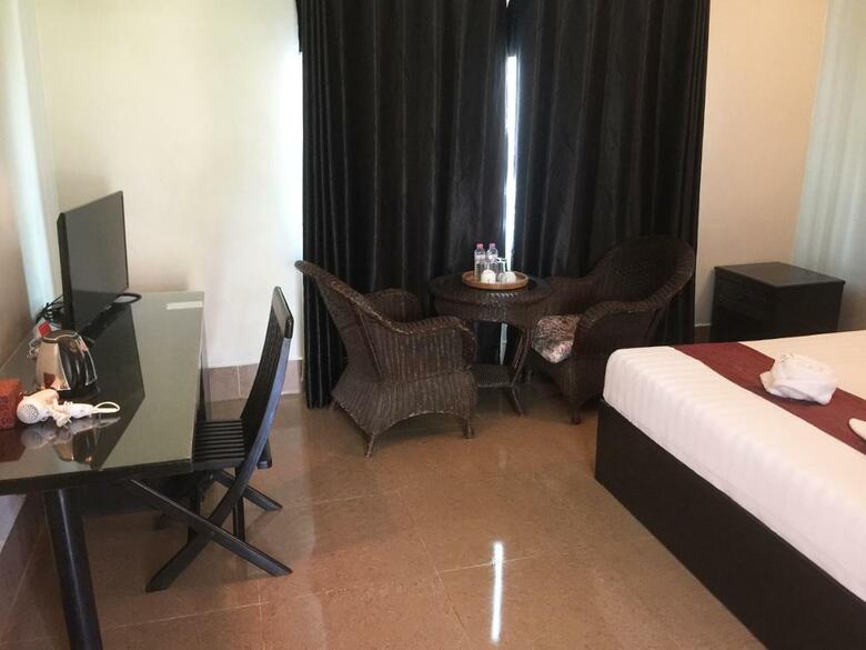 Hostal Tanei Guesthouse