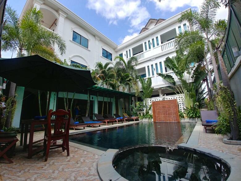 Hostal Tanei Guesthouse