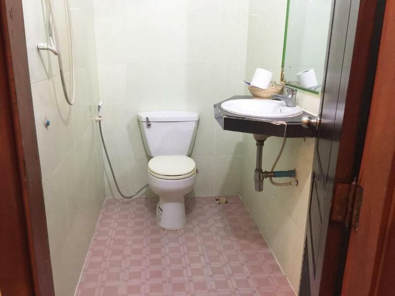 Hostal Tanei Guesthouse