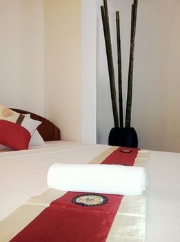 Hostal Schein Guesthouse & Restaurant