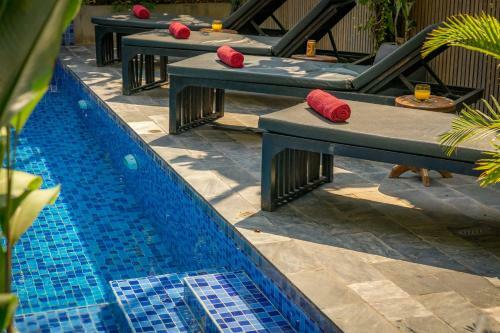 Posada Shadow Angkor Hotel