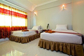 Damnak Riverside Hotel