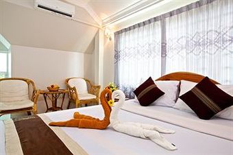 Damnak Riverside Hotel