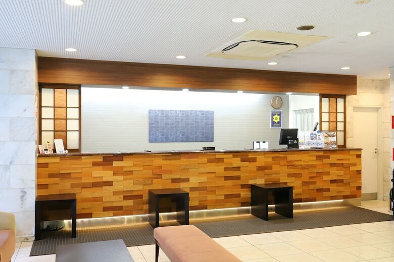 Ayase Kokusai Hotel
