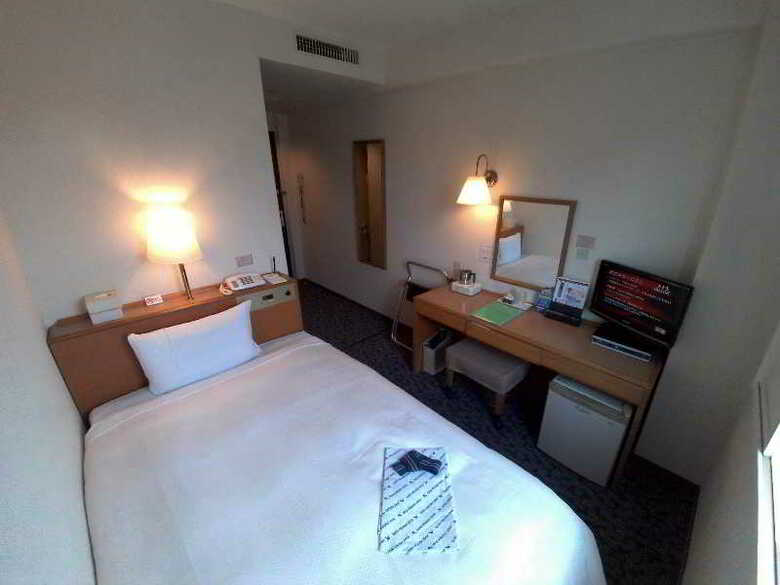 Ayase Kokusai Hotel