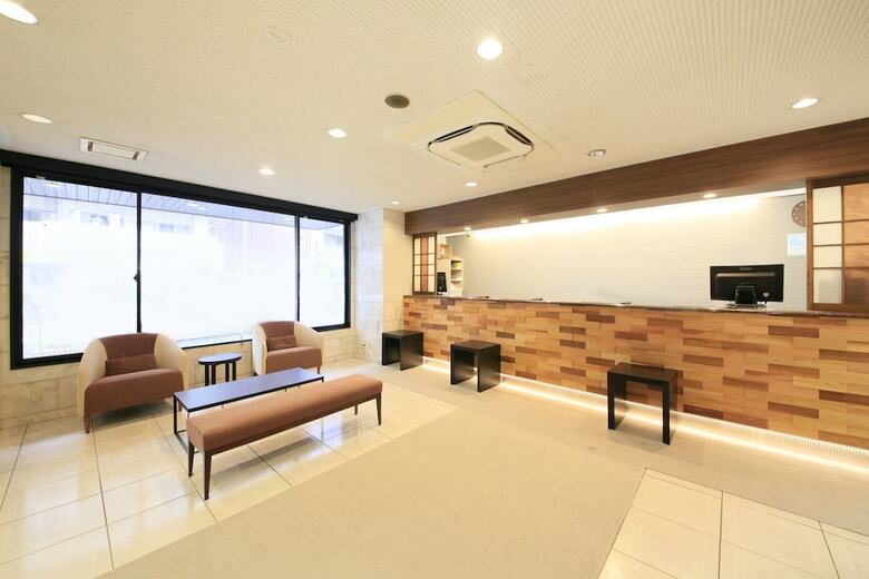 Ayase Kokusai Hotel