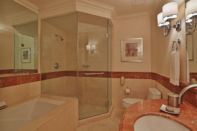 Bristol Hotel