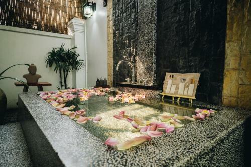 Mulberry Boutique Hotel