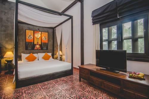 Mulberry Boutique Hotel