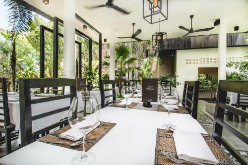 Mulberry Boutique Hotel