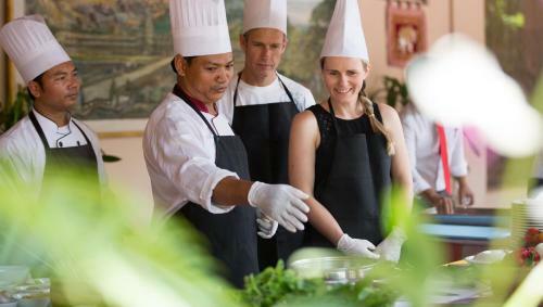 Hotel Somadevi Angkor Resort & Spa - Premium