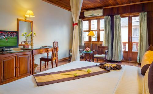 Ta Prohm Hotel