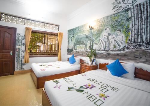 Hostal Golden Village Guesthouse
