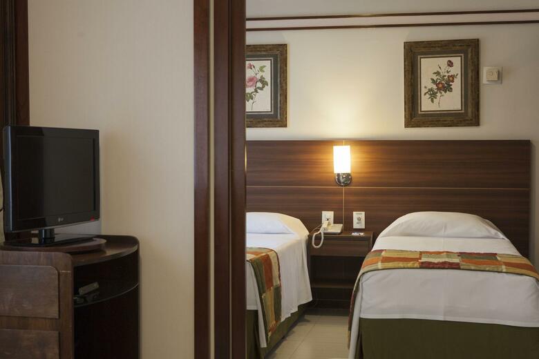 Hotel Bristol The Time
