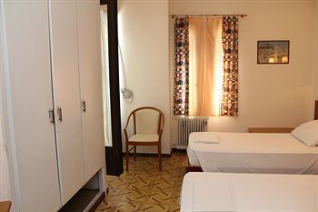 Nefeli Hotel