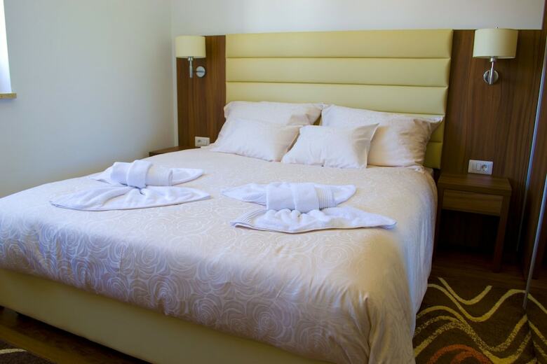 Hostal Residence Villa Karda